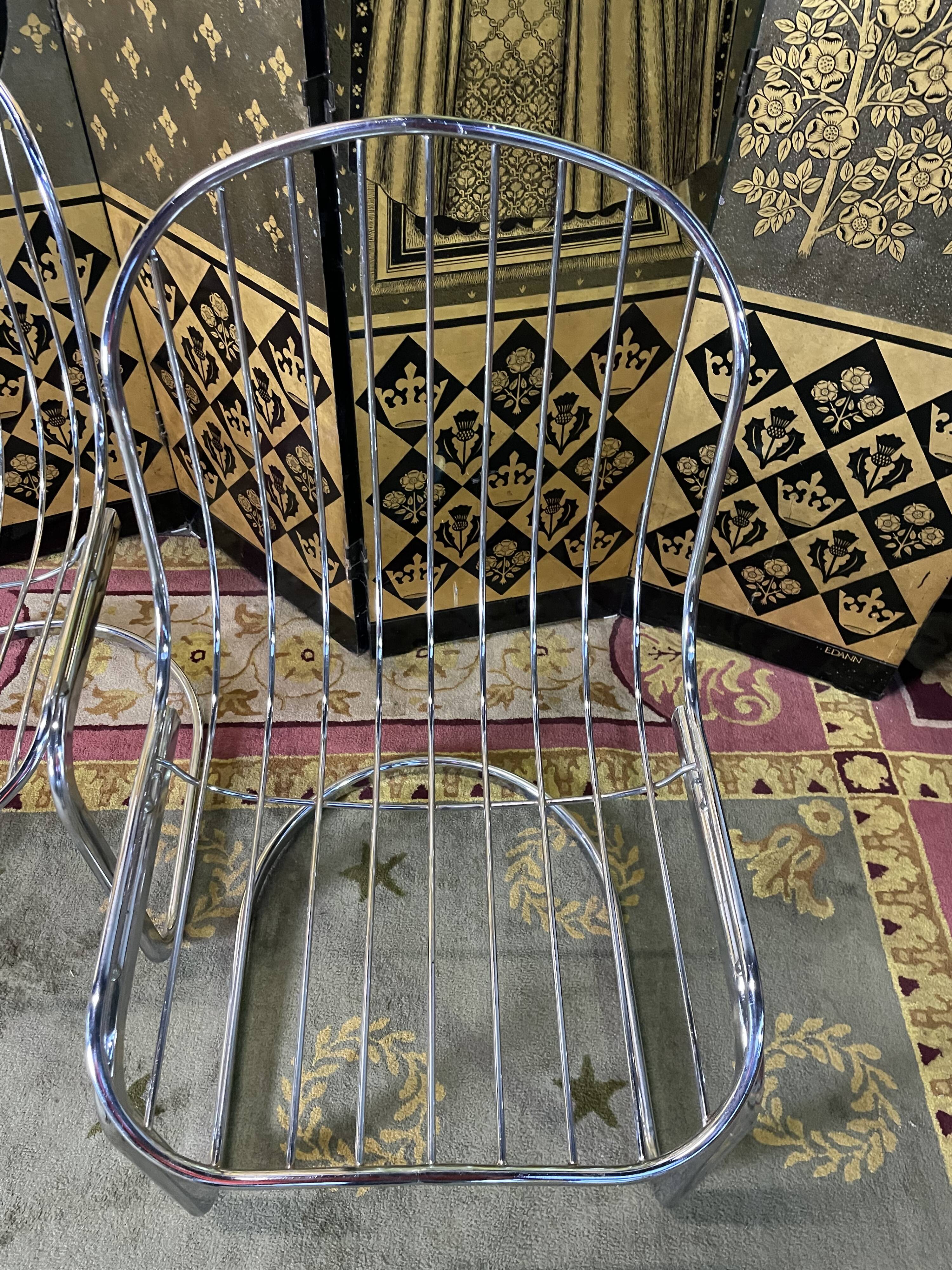 Suite of 4 chrome metal chairs 1970