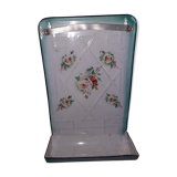 Shady hook in floral decor email