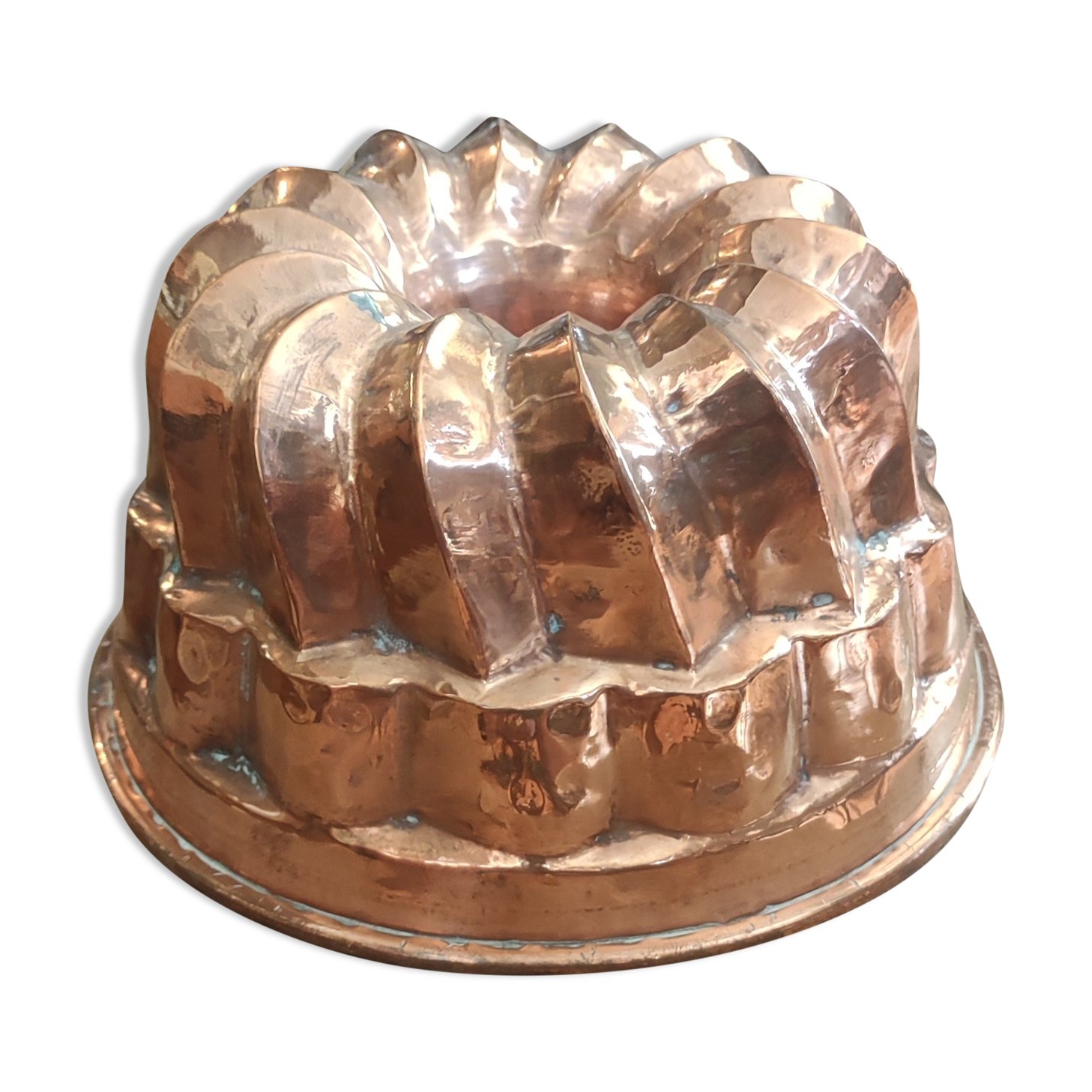 Ancien moule à gâteau en cuivre