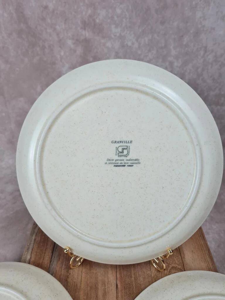 Set of 5 vintage Granville plates, fish design.