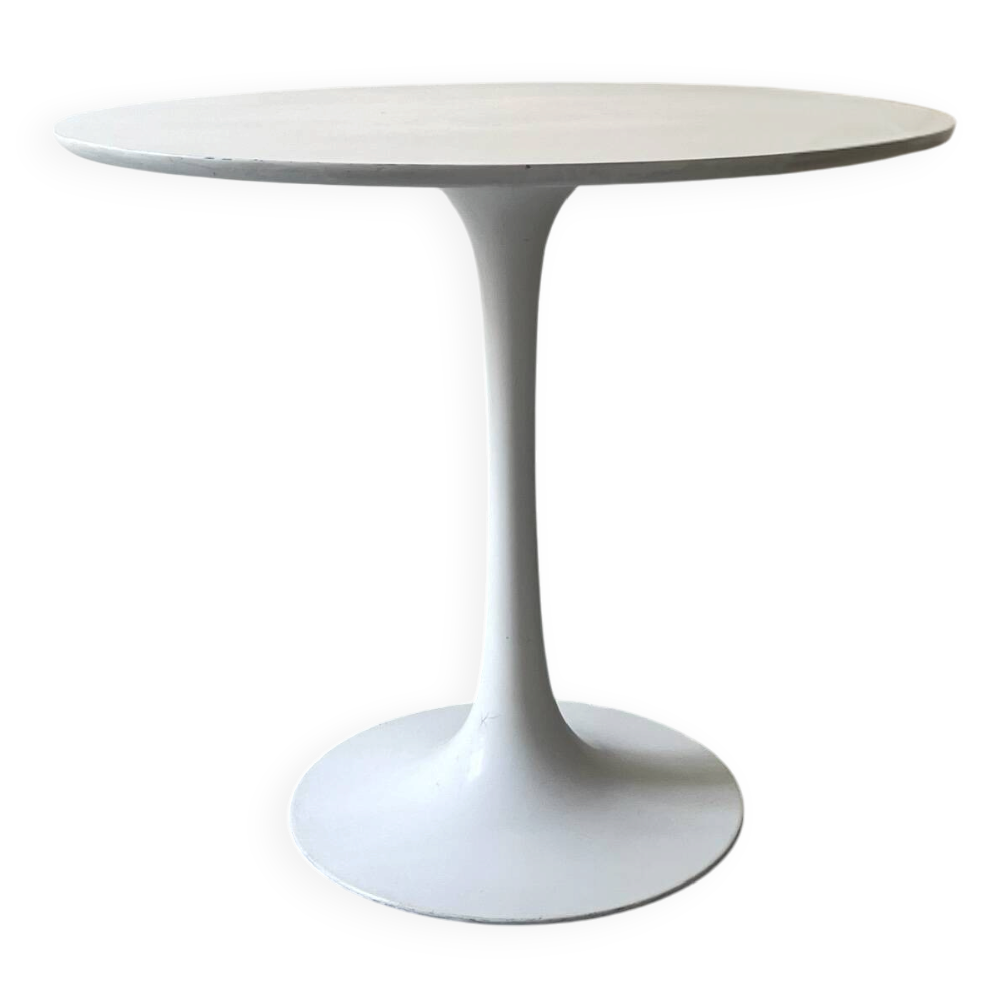 Tulip dining table by Saarinen, designed by Maurice Burke for Arkana, 1970 design.