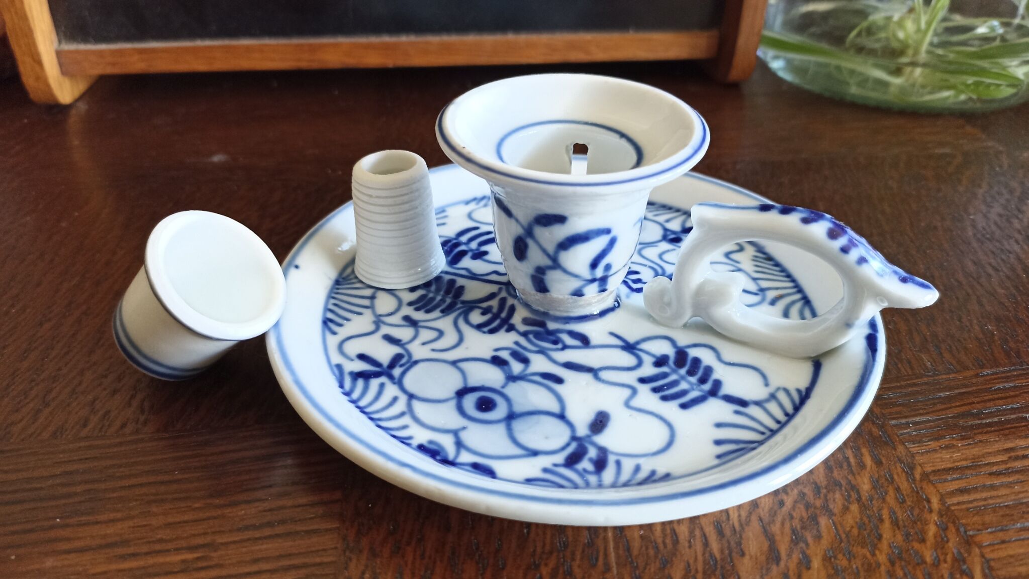 Bougeoir en porcelaine du 19ème