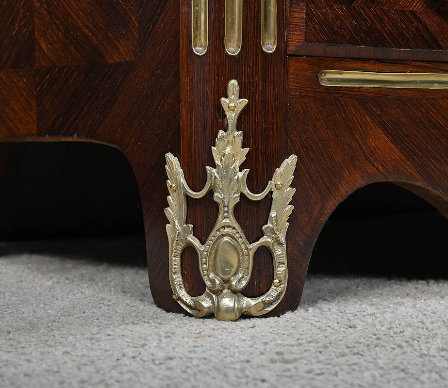 Commode en Marqueterie de Palissandre, style Régence, époque Napoléon III –