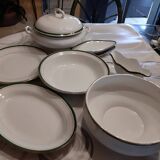 Moulin des loups & Hamage 44-piece tableware set
