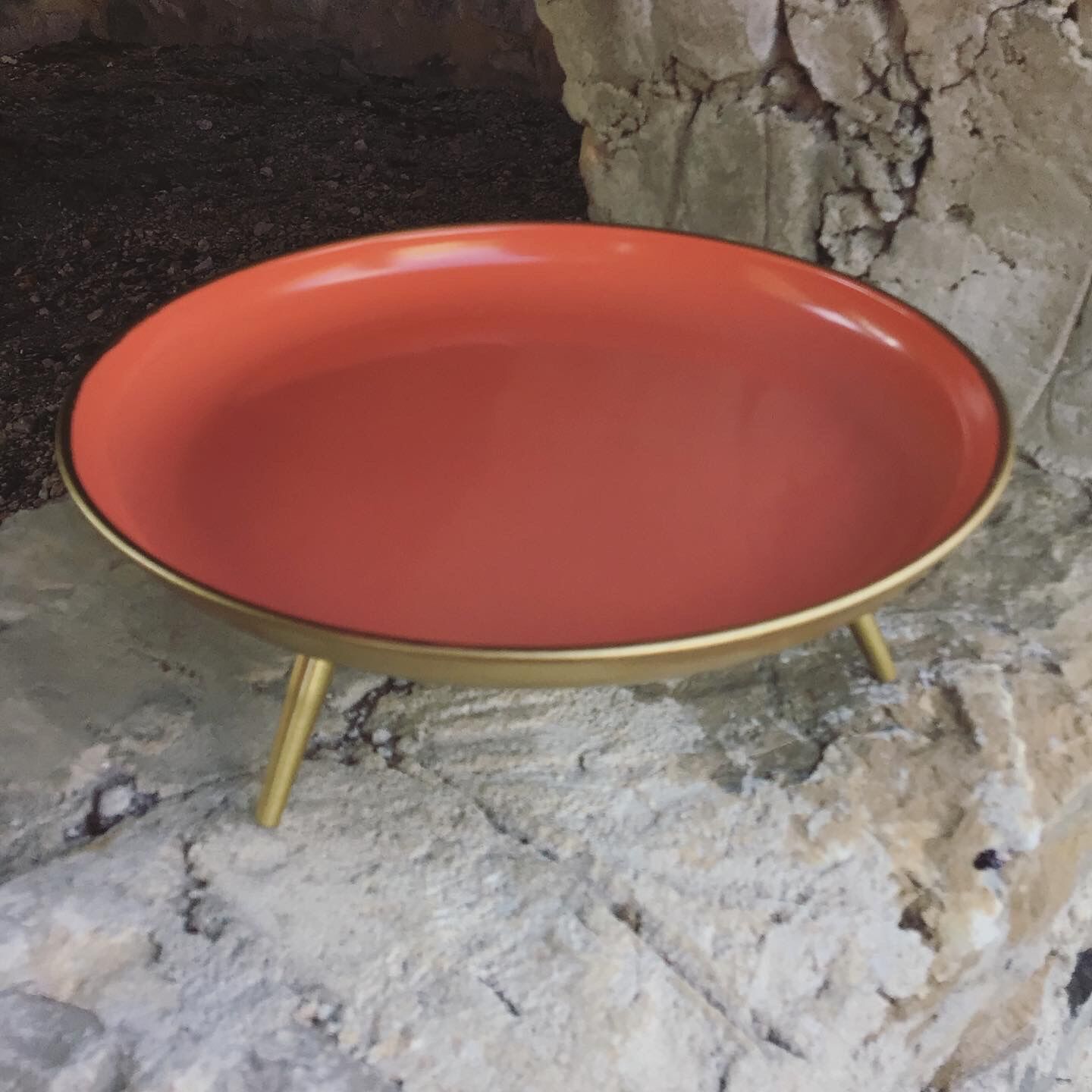 Plateau en métal rose