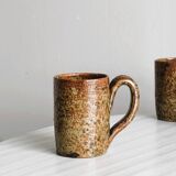 5 mugs en grès pyrite