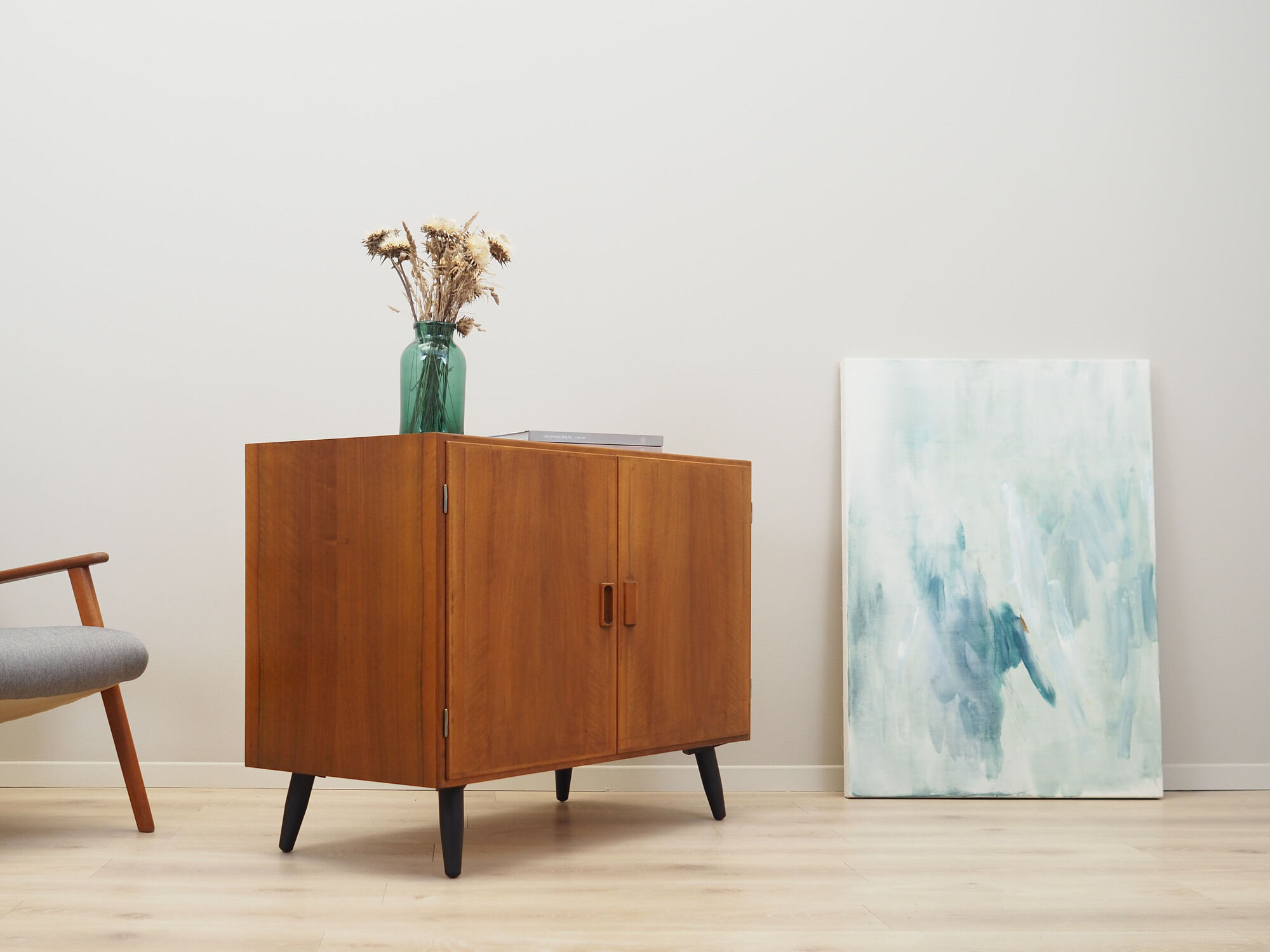Buffet en noyer, design danois, années 1960, designer Børge Mogensen