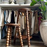 Sellette tripode en bois foncé