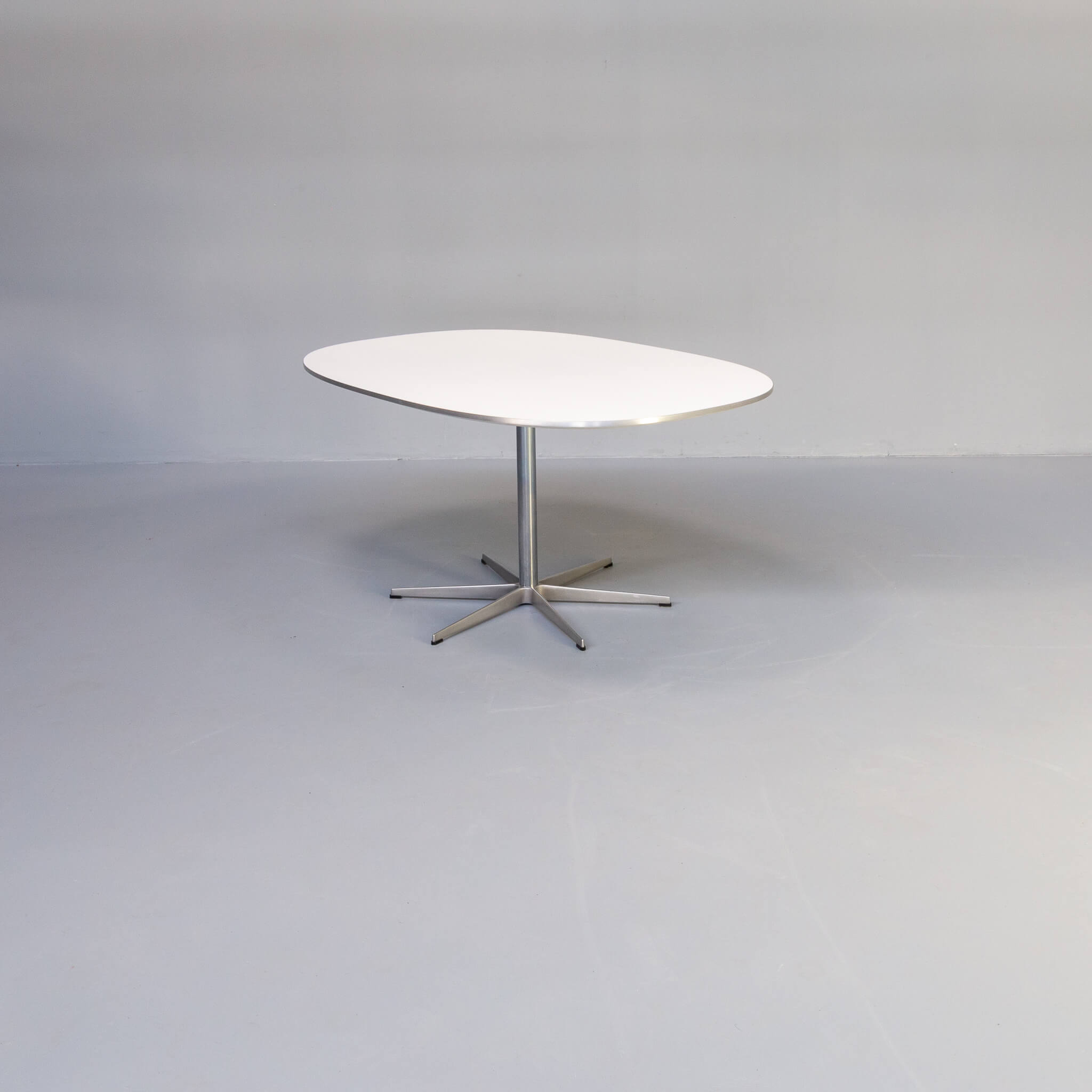 Piet Hein superellipse dining table for Fritz Hansen