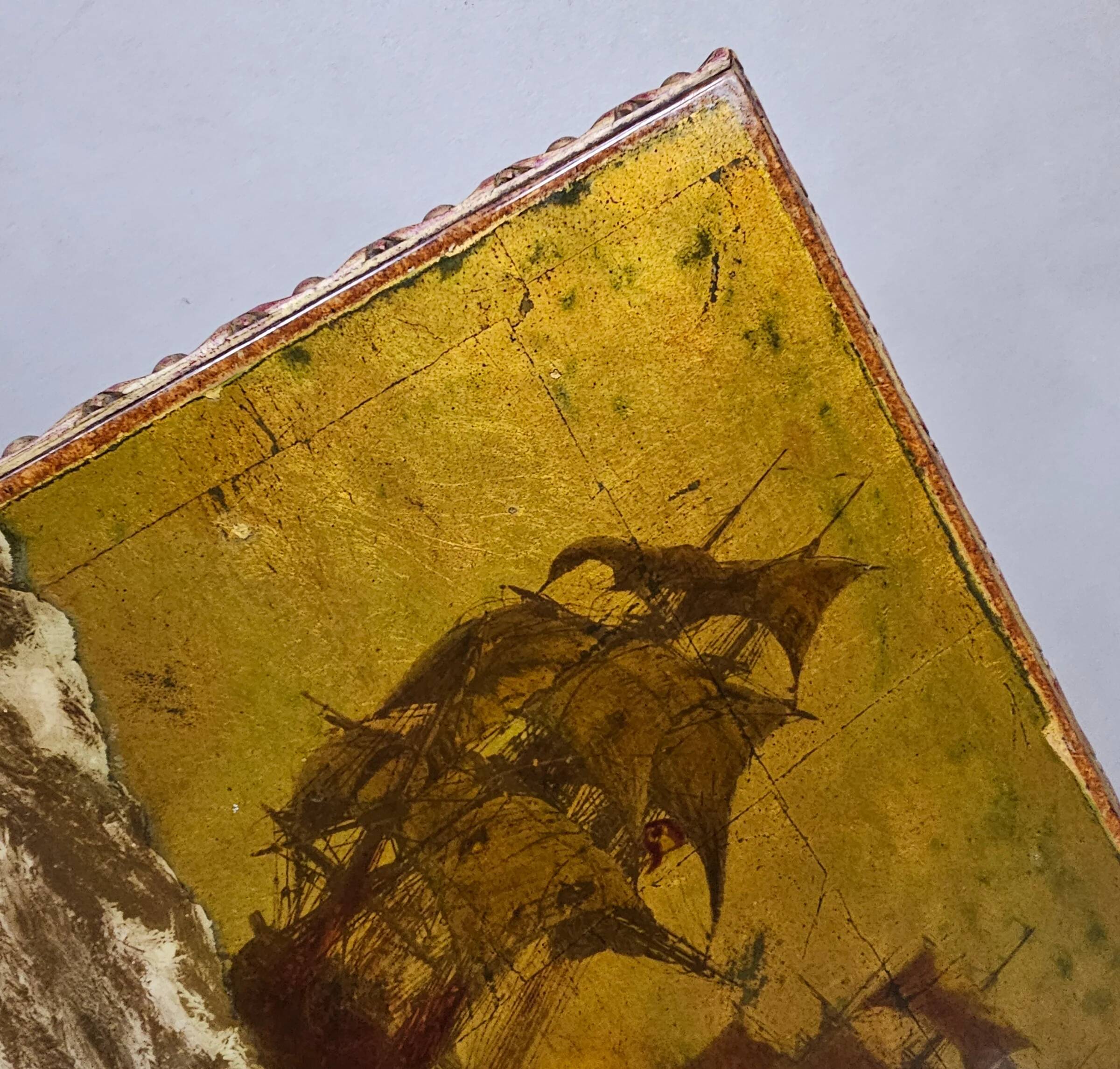 2 x nesting side tables / neo classic / painted gold leaf top / The battle of Texel