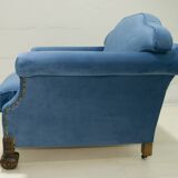 Pair of 19th Century Neo Renaissance Oak and Blue Velvet Italian Armchairs
