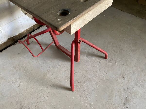 Bureau enfant acier et bois 1950