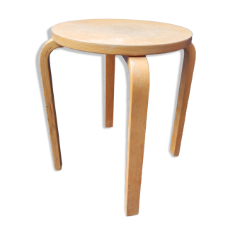 Curved wood stool