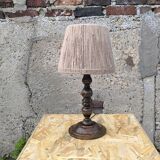 Table lamp in turned wood