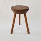 Tabouret tripode en bois