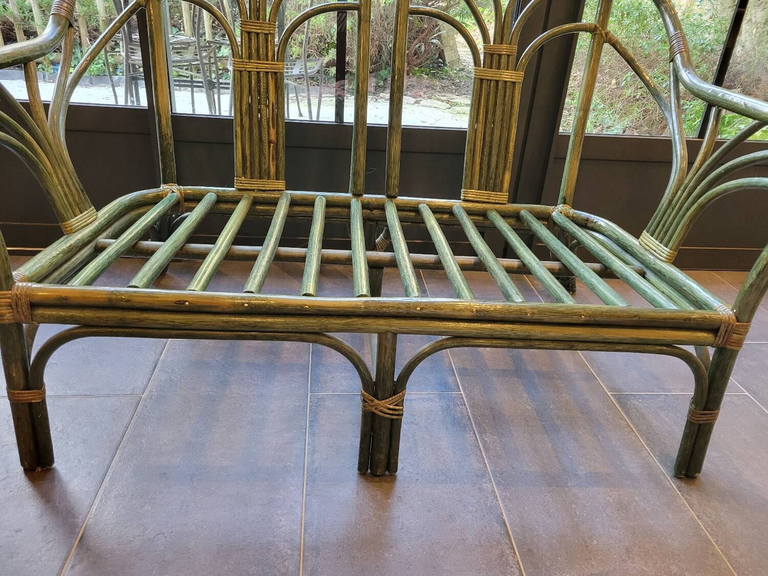Rattan bench canapé