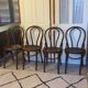 Quatre chaises bistrot