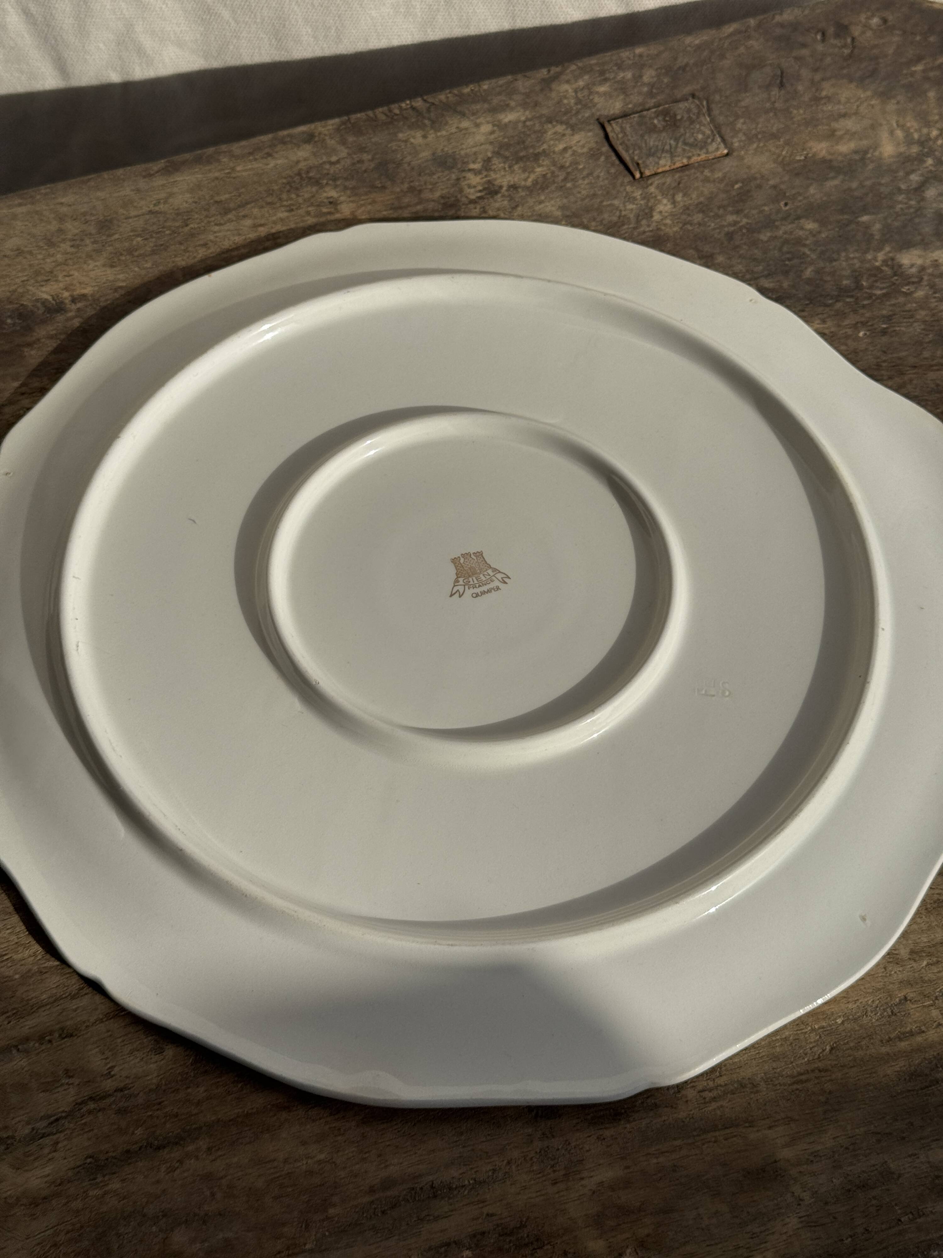 Large earthenware tart dish from Gien Quimper with a golden rim D35