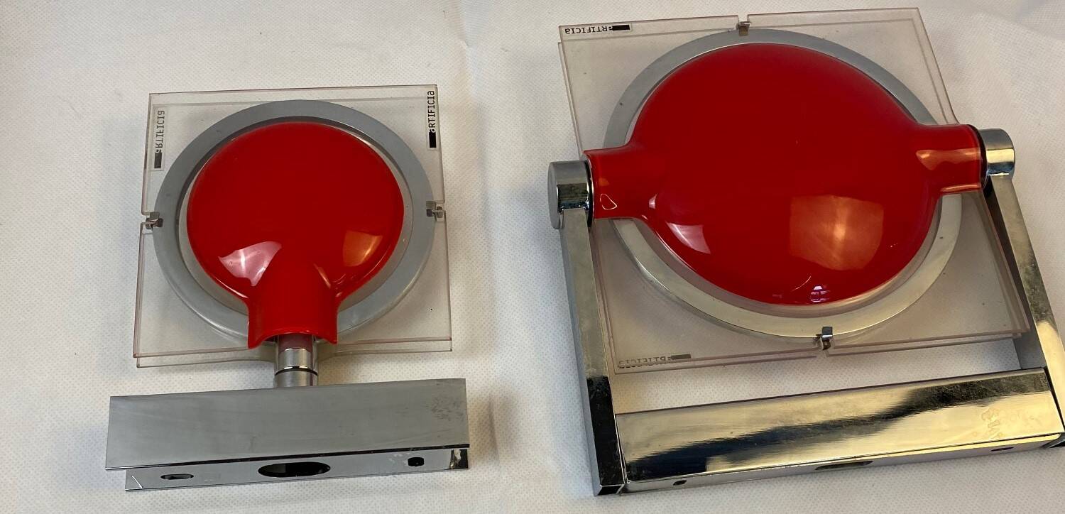 Pair of red Keplero model wall lights, design by chiaramonte