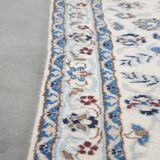 Predominantly white and blue runner 280x75cm