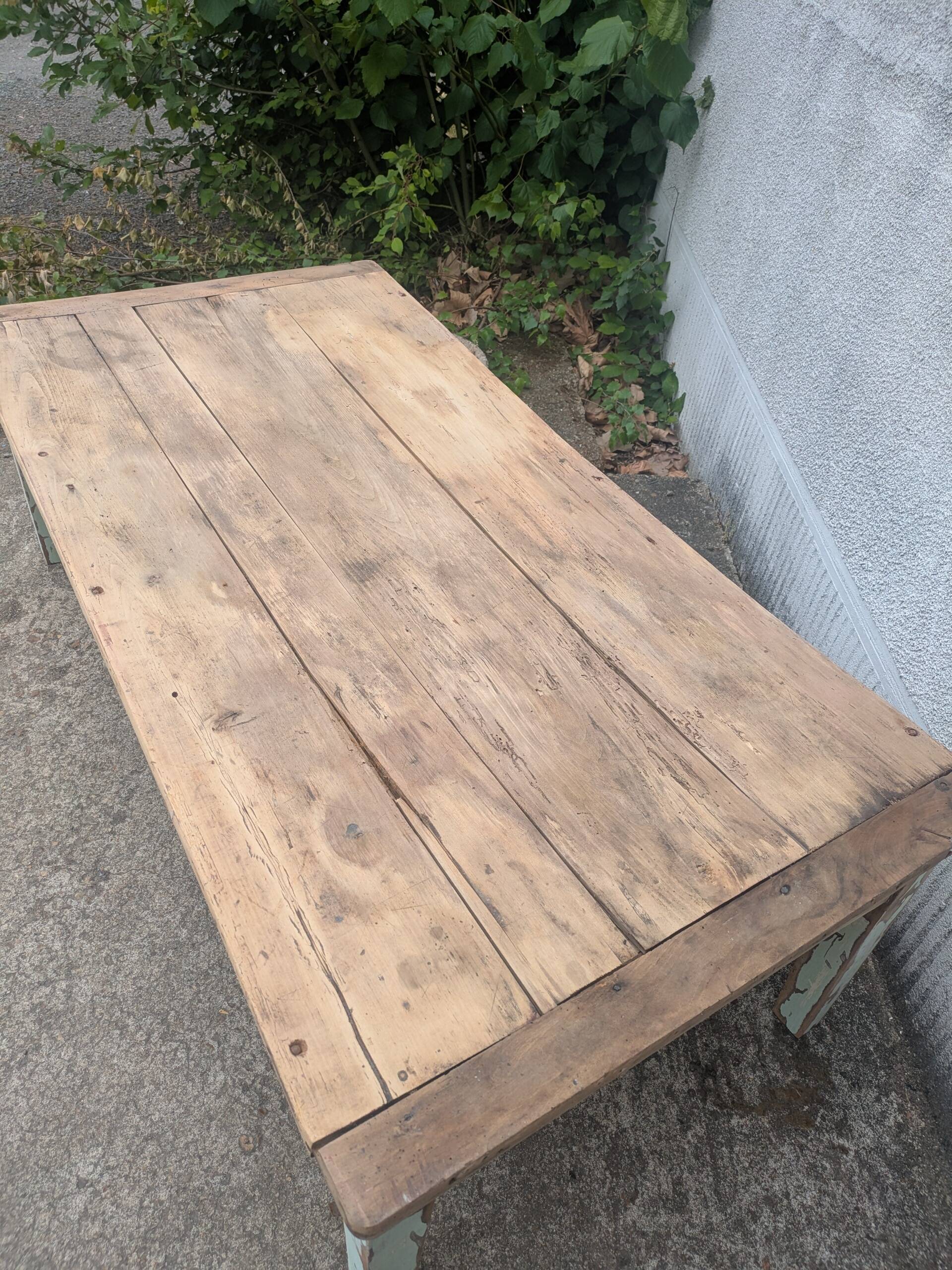 Low farmhouse table