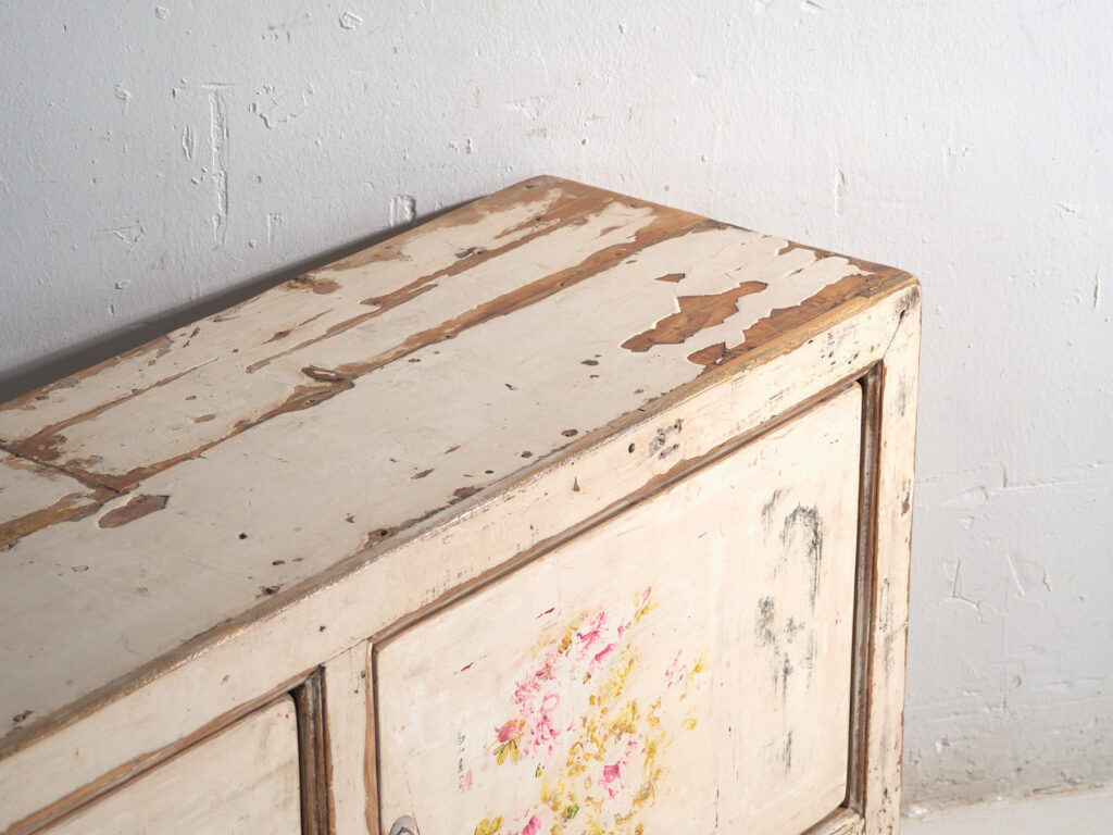 Antique buffet painted in pine wood – China, circa 1930