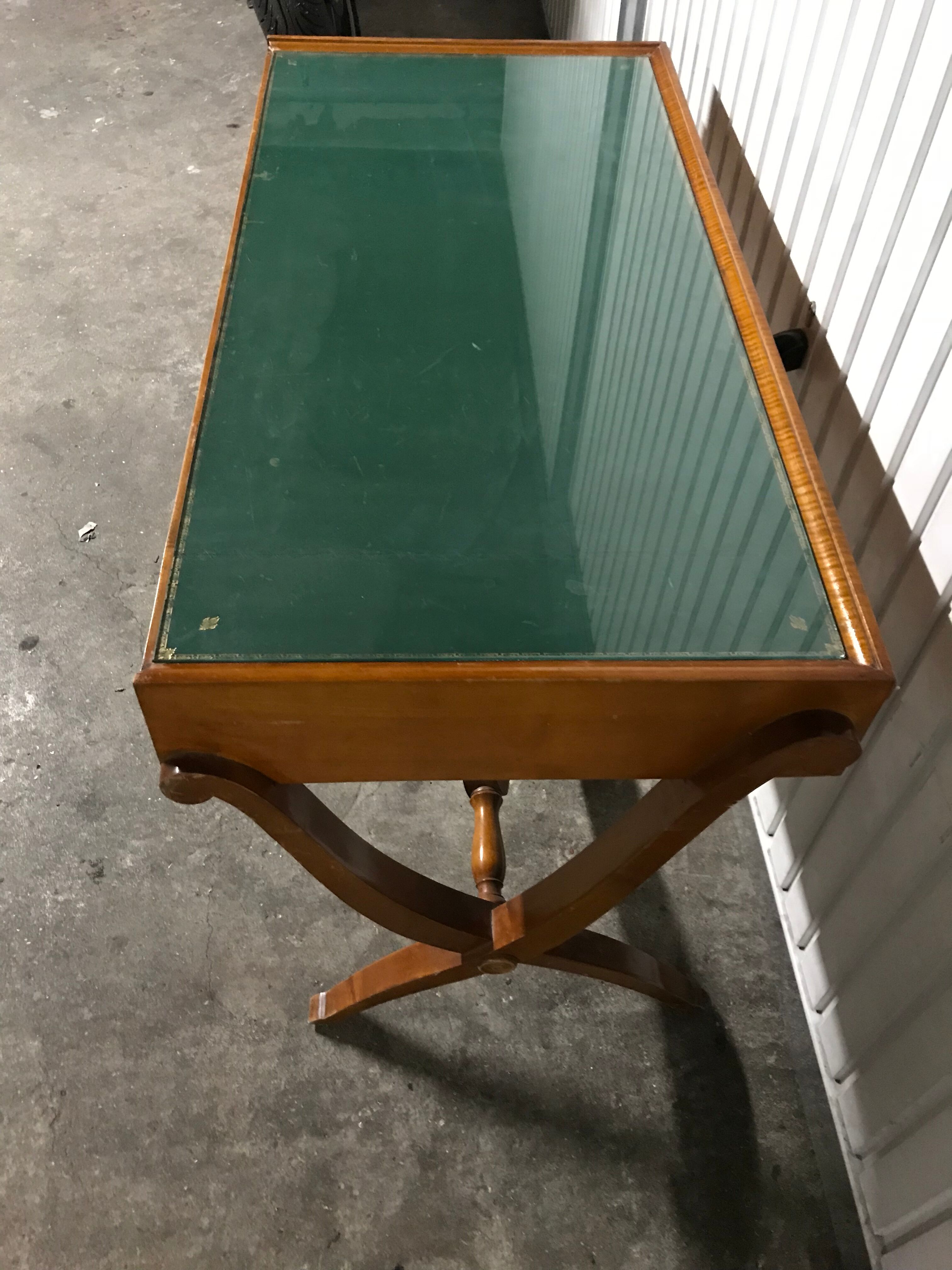 Office style English leather Green