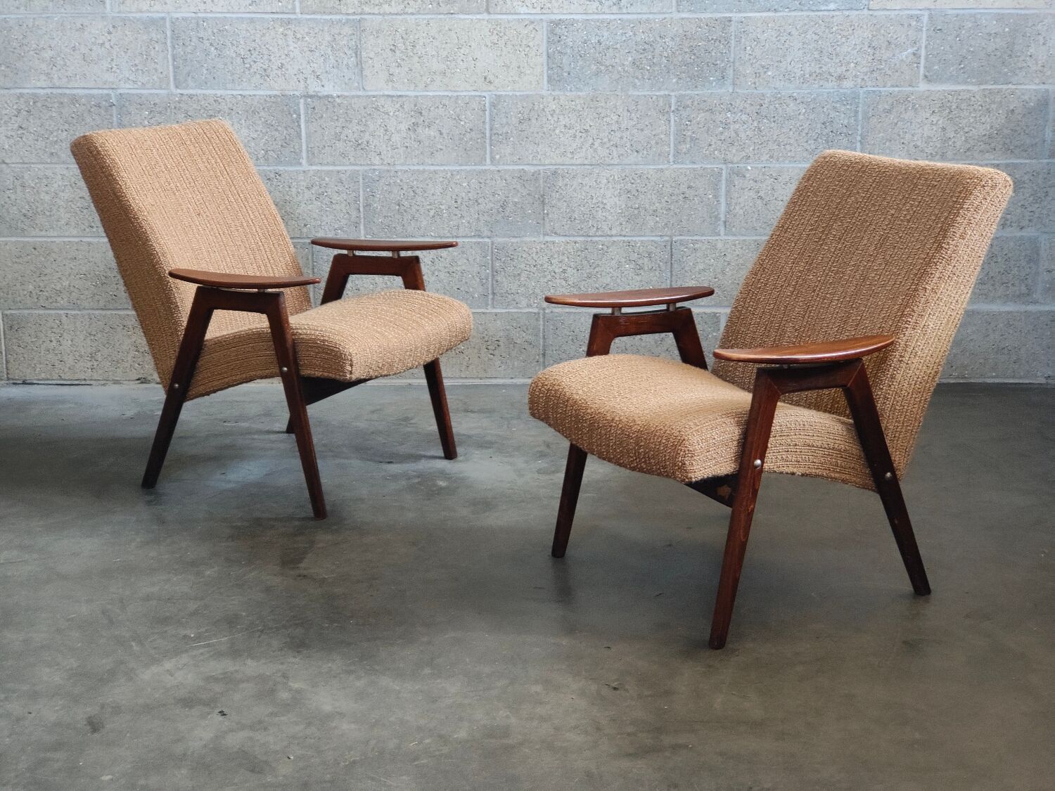 Pair of armchairs by Jaroslav Smidek for TON (Thonet)1960
