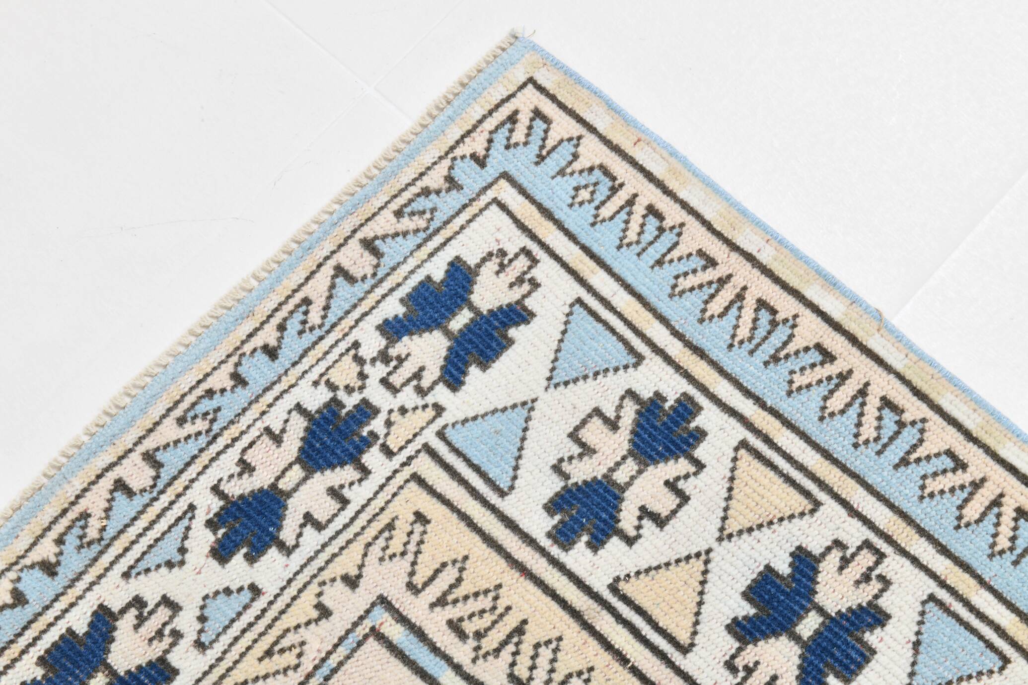 6x7 Navy Blue Cream Oriental Persian Rug, 178x225Cm