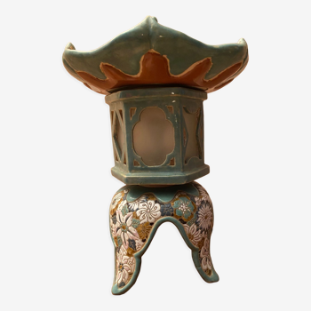 Pagodon lantern