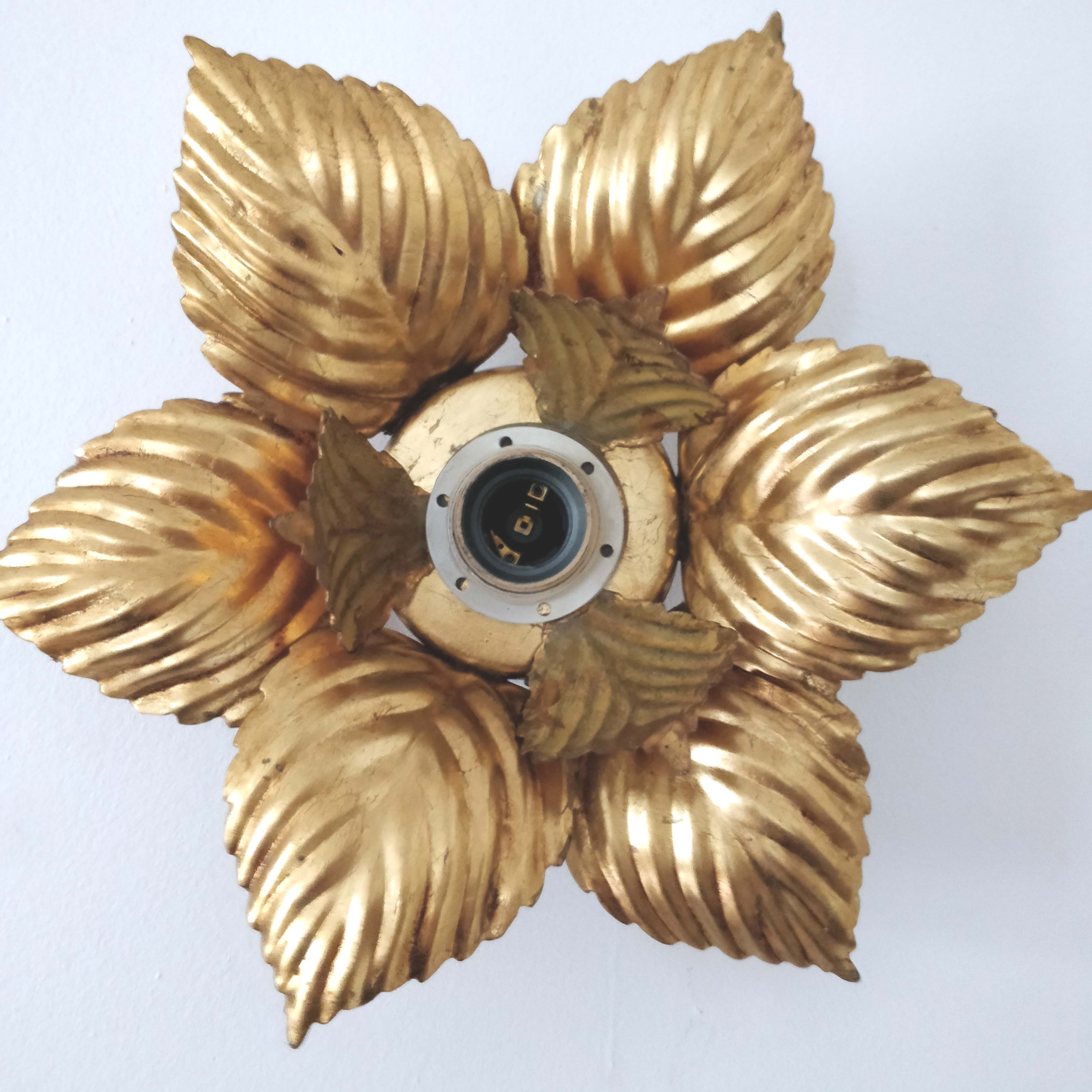 Wall sconce lamp leaves golden metal 30cm