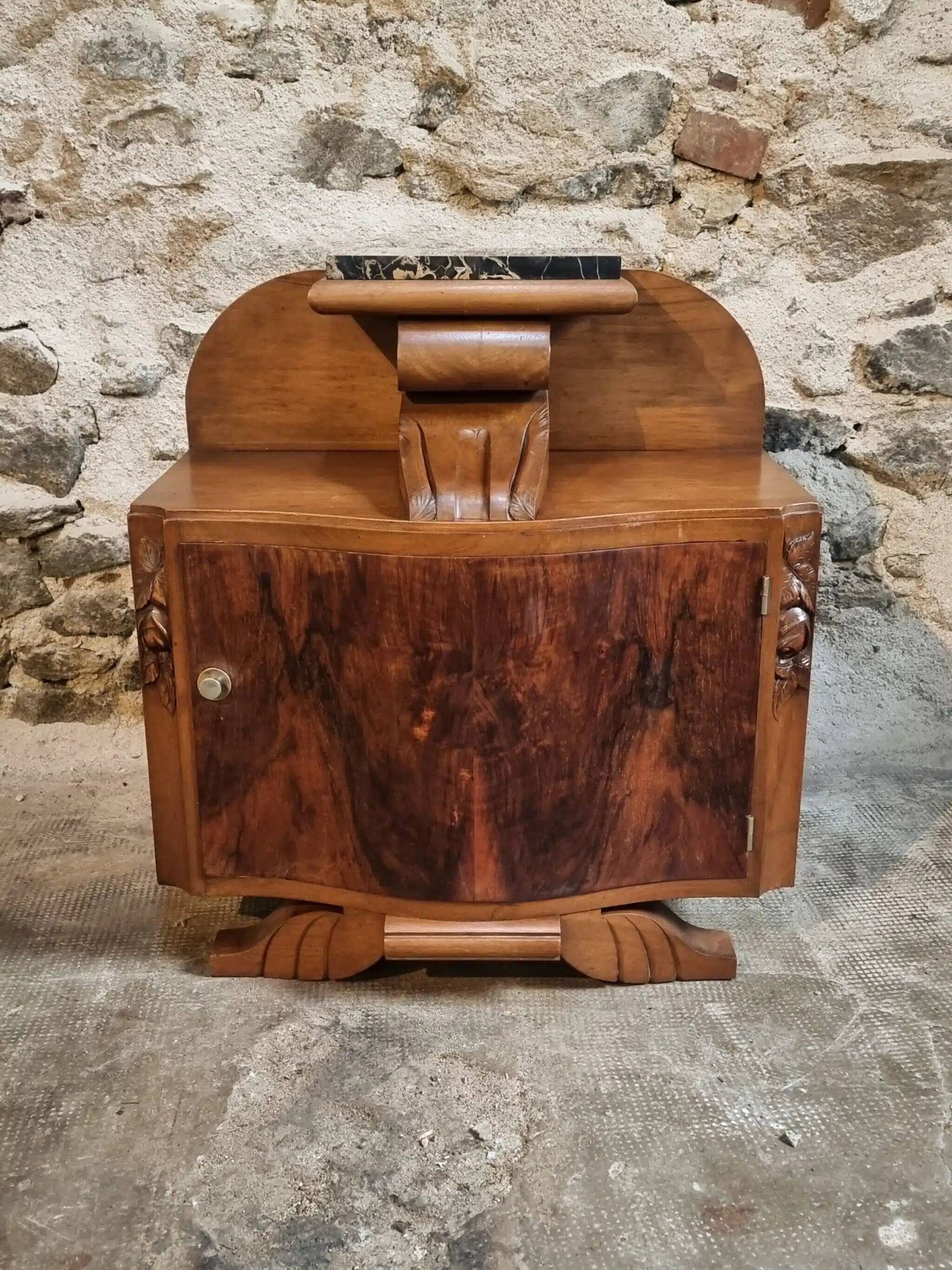 Table de chevet Art Déco française avec dessus en marbre, vers 1930