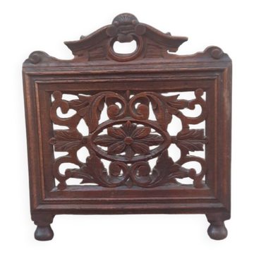 Wooden pediment