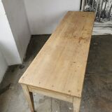 Farmhouse table