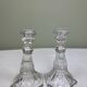 Paire de bougeoirs en verre