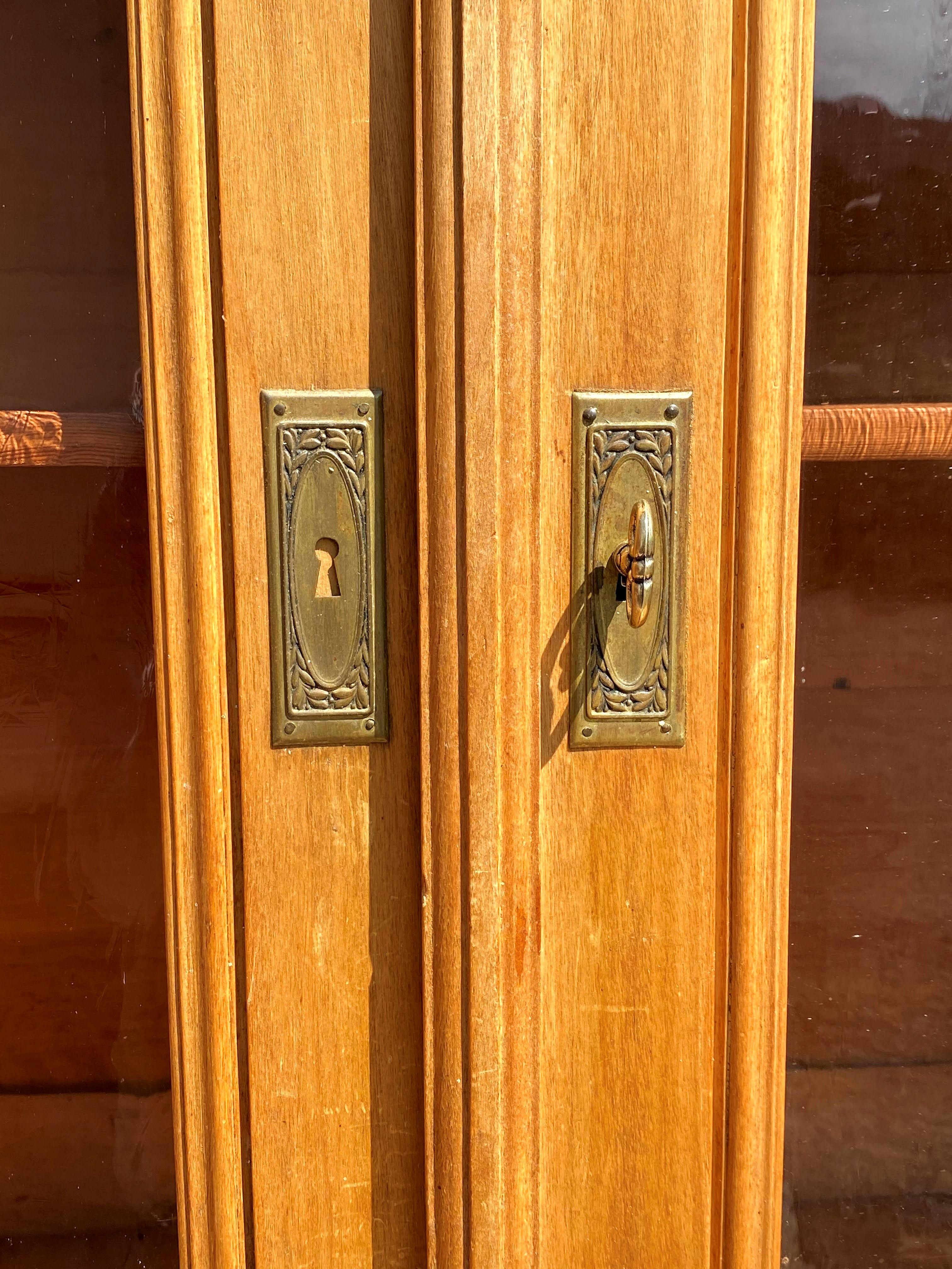 Two-body buffet croat