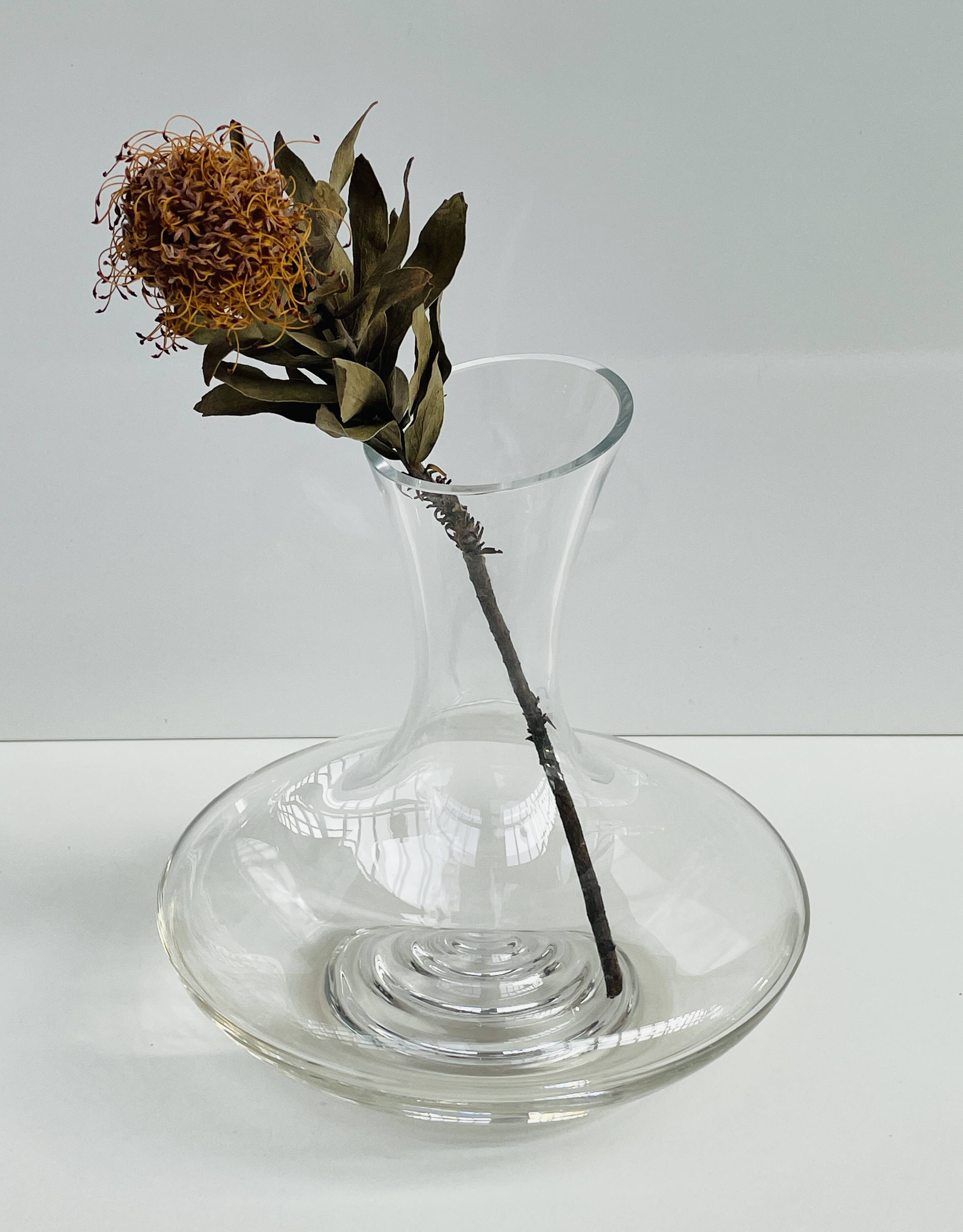 Designer glass decanter – organic shape – contemporary style