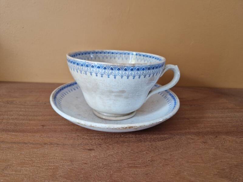 Sarreguemines U and Co - Chocolate cup or bowl in earthenware - Ogives model