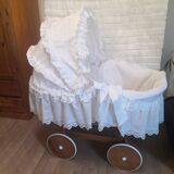 Wicker cradle