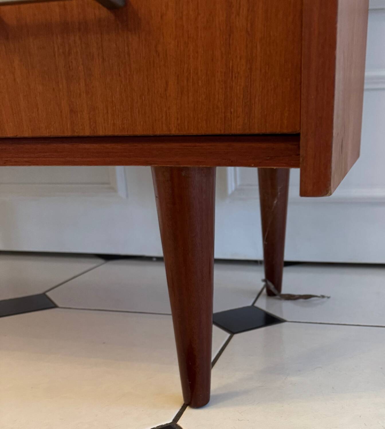 Vintage Scandinavian chest of drawers