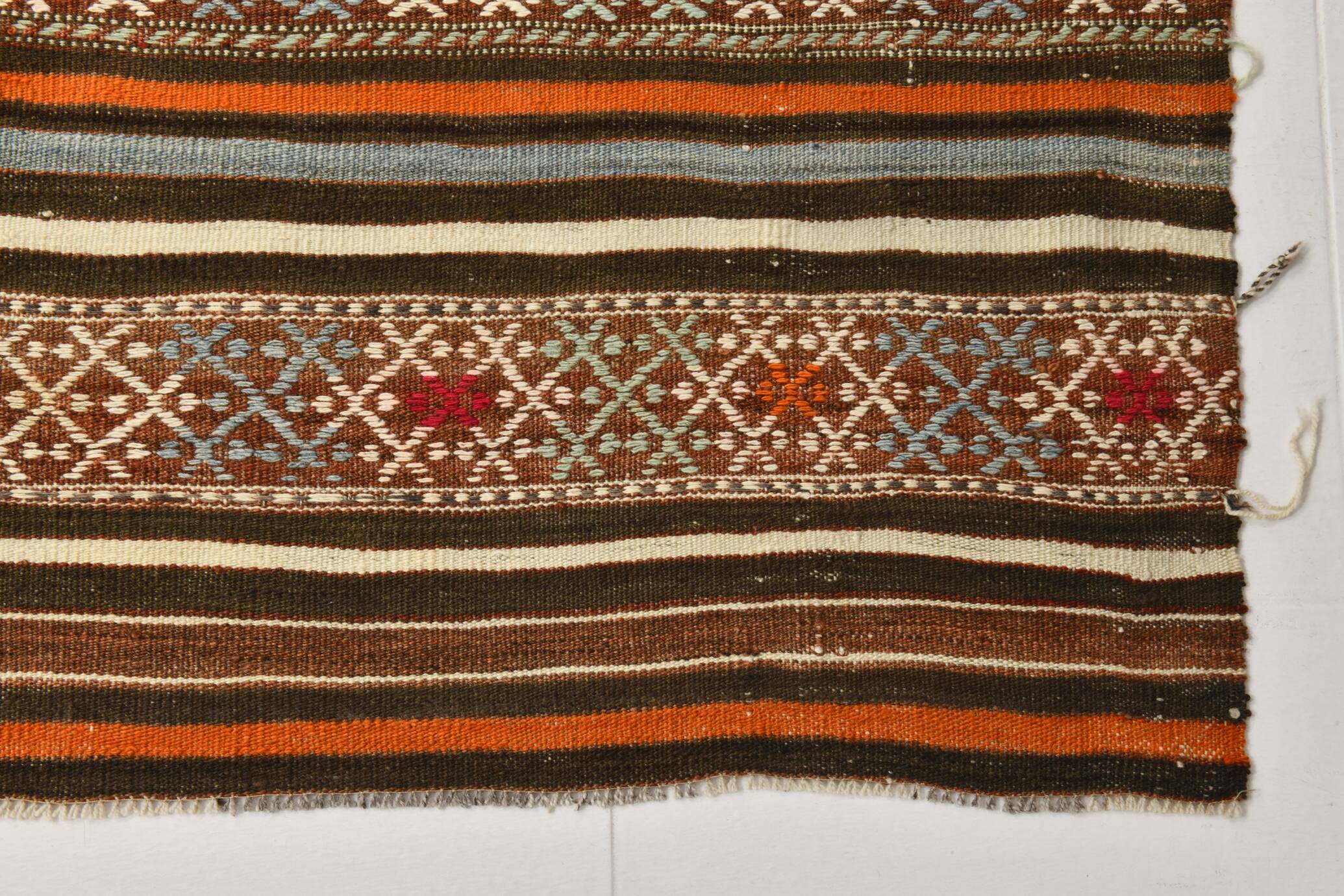 Faded Natural Orientel Kilim Rug, 146x252 Cm