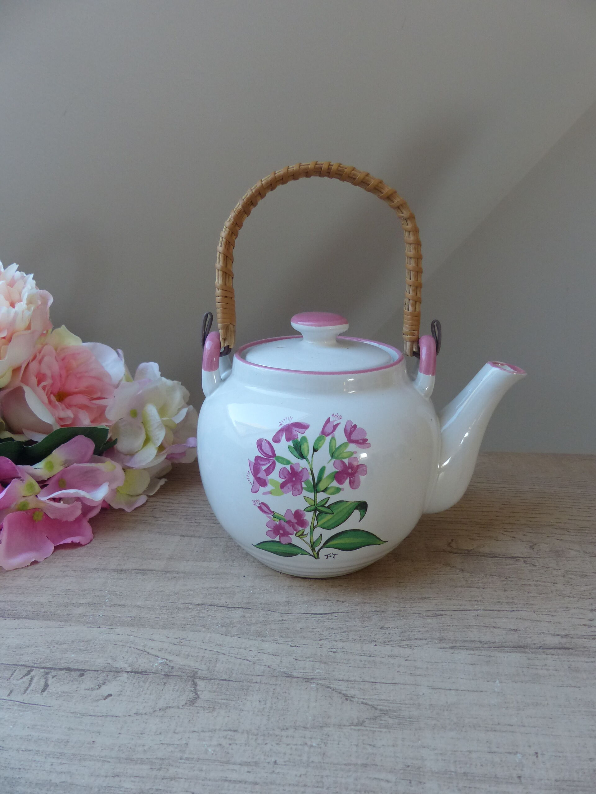 Korean teapot in white ceramic pattern pink flowers handle vintage wood