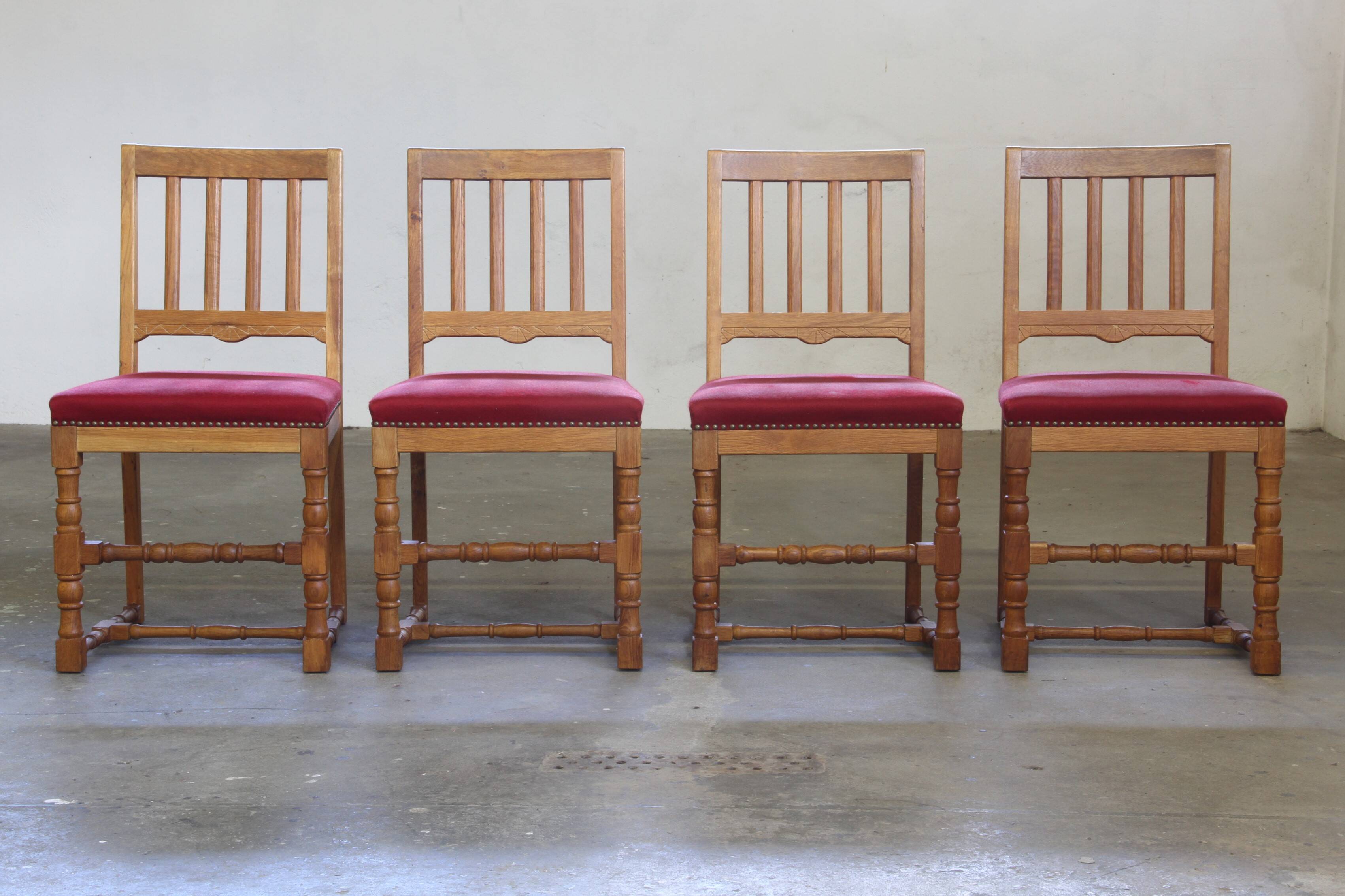 Vintage 1940s/50s Solid Oak Danish Farmhouse Chairs, Baroque style set of 4