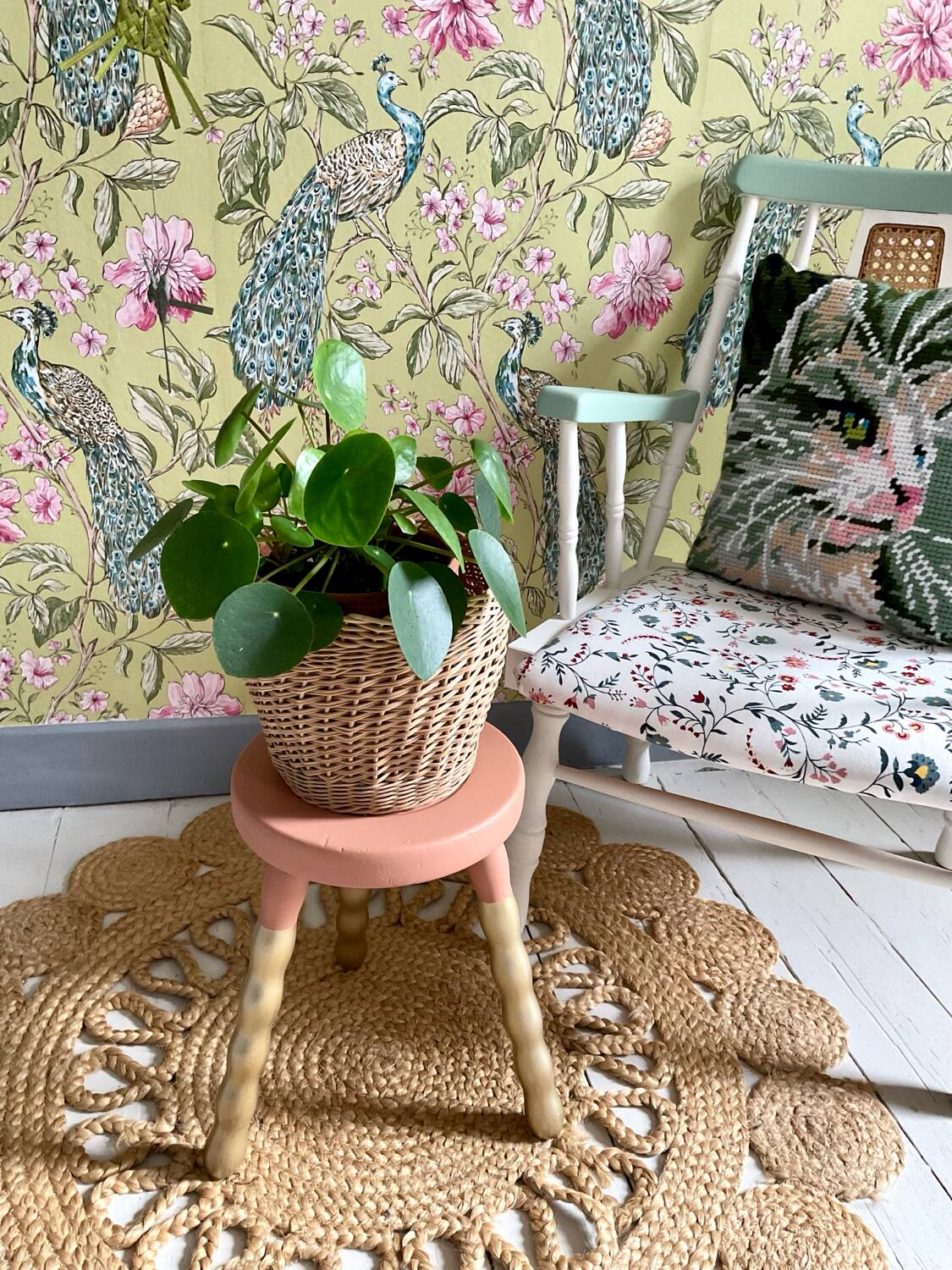 Terracotta tripod stool