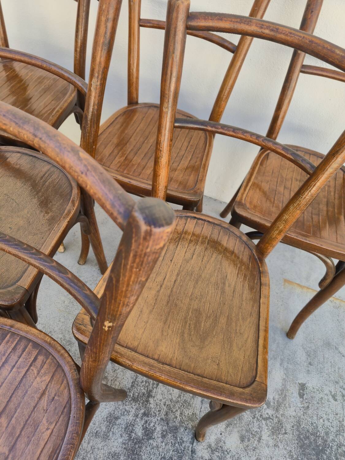 Serie de 6 chaises de bistrot signé Baumann bois courbée 1930s