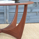 Table basse par Victor Wilkins éditée par Gplan