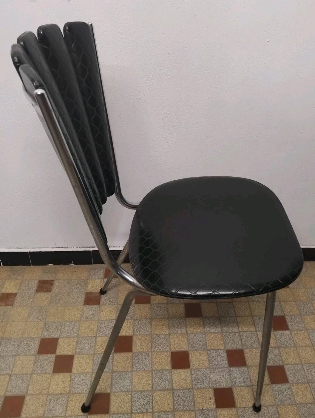 Vintage 50s/60s Marguerite Leatherette Chair