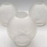 Set of 3 globes with matte glass lampshades and engraved decoration