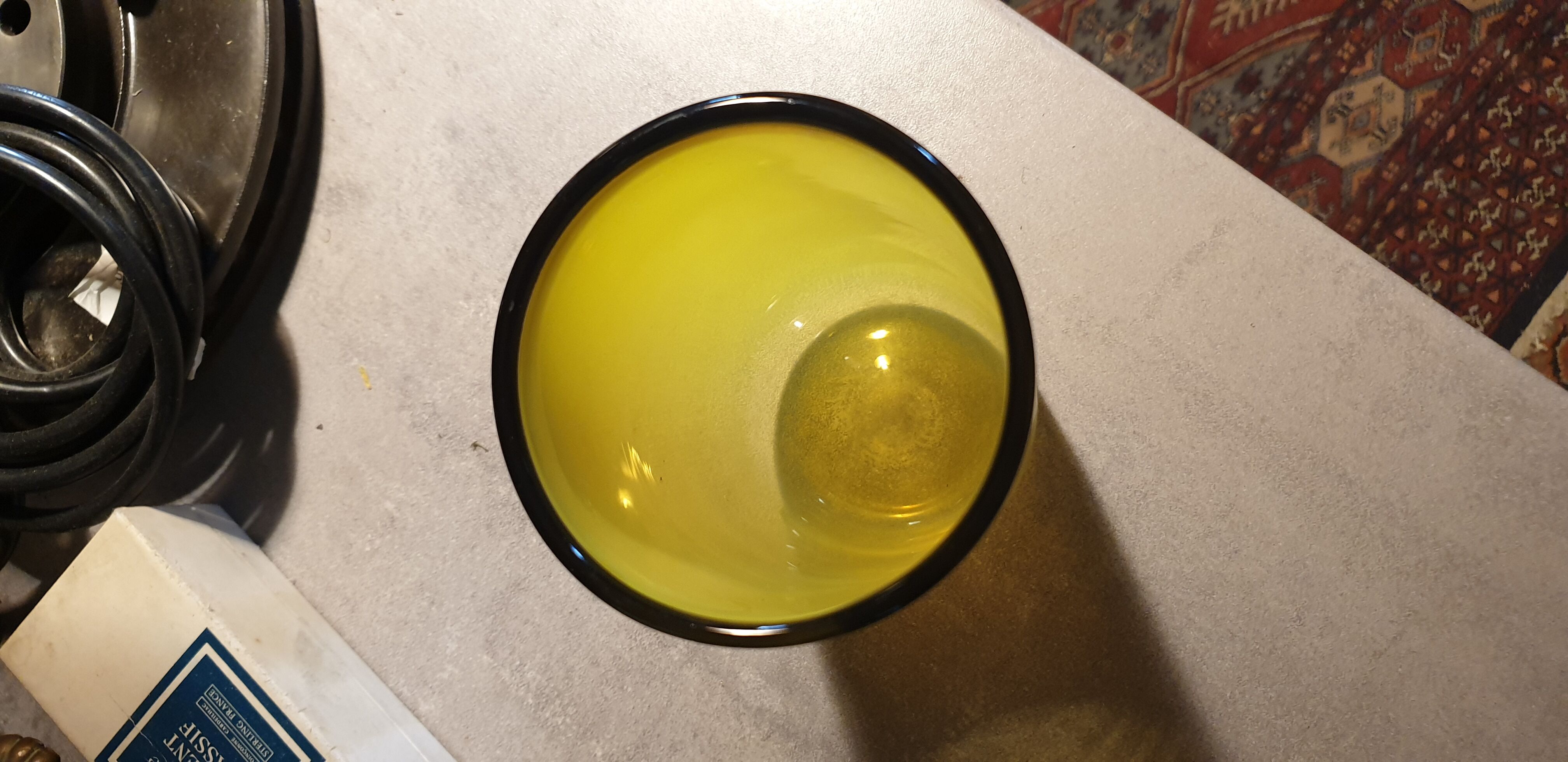 Blown glass vase by éric lindgren from the verrerie de claret