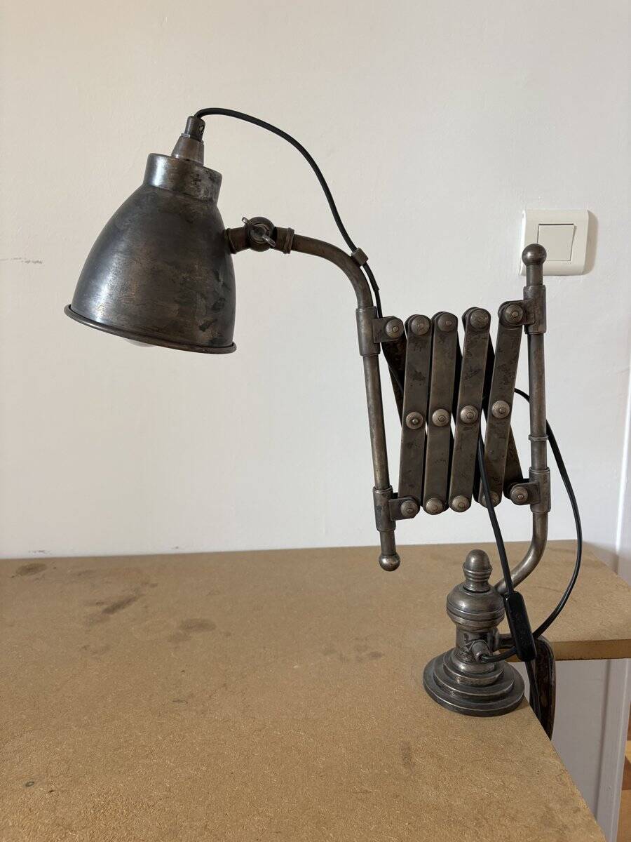 Lampe industrielle à ciseaux, pince d'établi